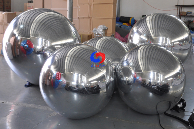 1.0m Dia.ceiling hanging metallic Metallic Inflatable Spheres inflatable giant silver mirror ball for christmas decoration