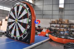 team building inflatable fun games Commercial giant 4 metre velcro soccer darts ball foot inflatable dartboard