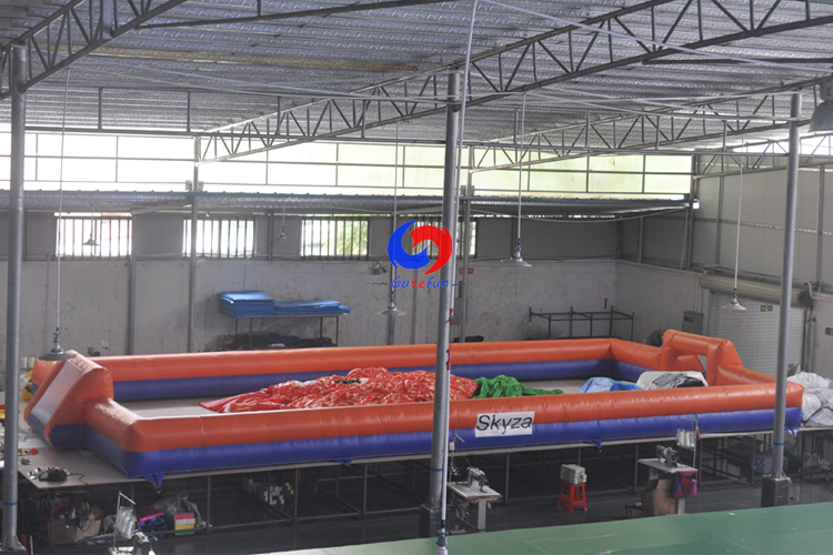 outdoor soccer bumbler balls Air Inflated sports pitch inflatable walls arena football field with inflatable goal