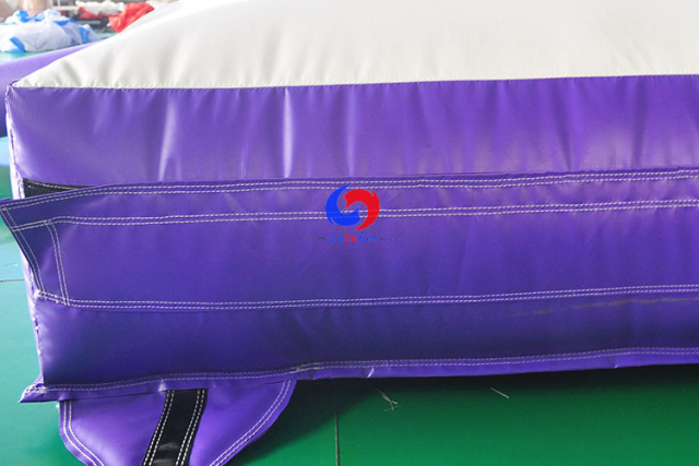 indoor&outdoor sport games large kids jumping bounce pad high-quality PVC inflatable twister mat for sale