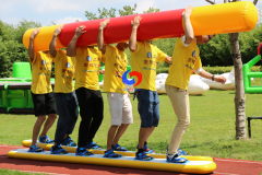 durable PVC team building rides skiing Inflatable for 6VS6 sports competitions/relay races/corporate events