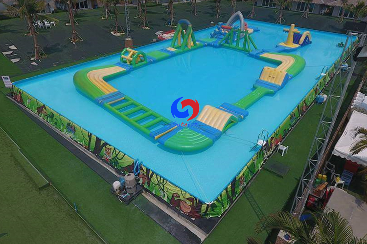 Large mobile above ground 25m*18m*1.5m rectangular swimming pool with floating inflatable water park