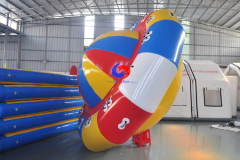 Summer waterpark Thickened PVC inflatable crazy saturn water gyro seesaw boat UFO floating inflatable spinning top boat toy