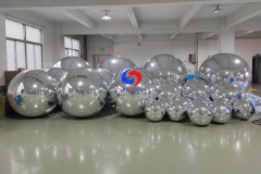 D-ring hangning points 2 m, 1,5 m, 1m, 0,6m metallic mirror inflatable balloons giant inflatable silver balls manufacturers