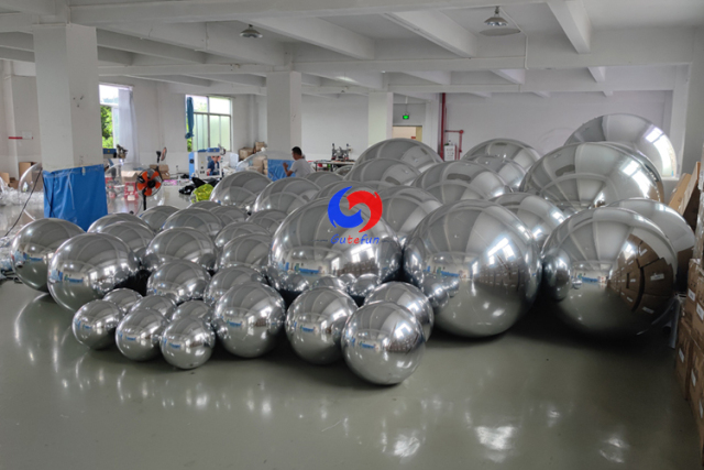 roof hanging reflective pvc shiny inflatable balloons sealed gold/silver mirror ball for christmas event decoration
