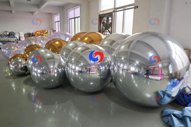 different sizes golden metallic balls inflatable iridescent decorative hanging balls giant inflatable iridescent balls
