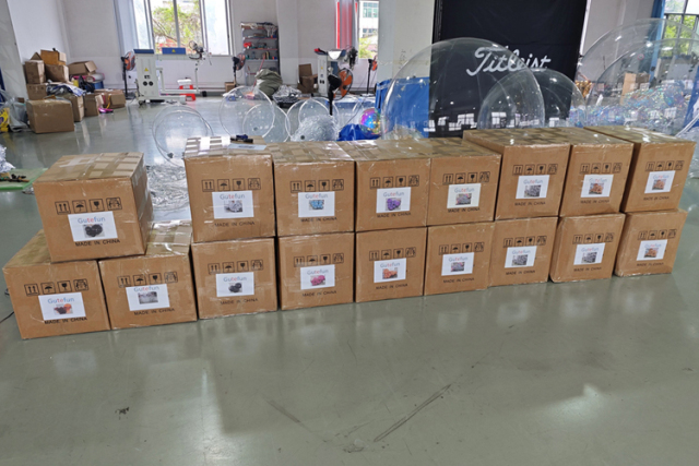 Custom big shiny clear brown bubble balloons/giant spheres/mirror balls for events decorator artist rental occasions