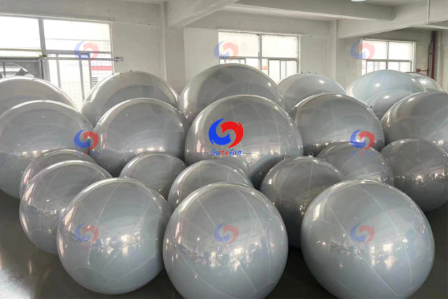 Stunning party events balloon backdrop decoration new giant pearl white big shiny inflatable mirror balls/decor spheres