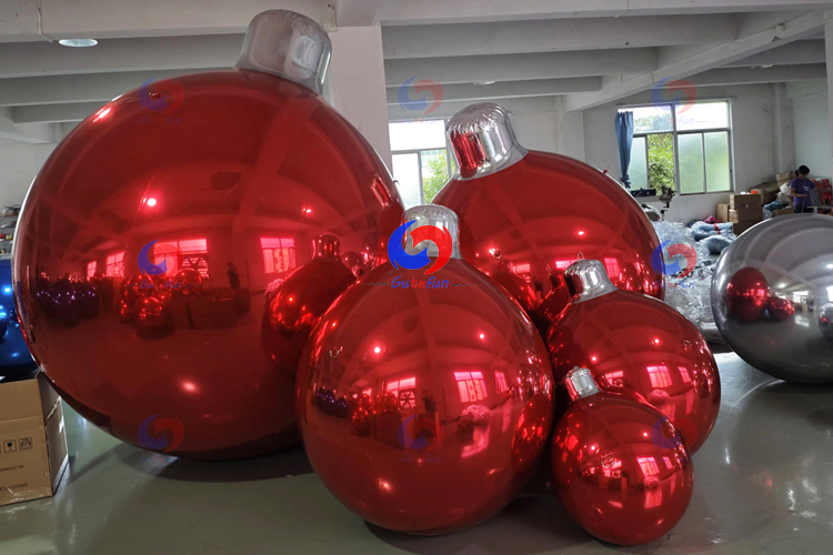 stunning pyramid arrangement festive decor big shiny Red /blue inflatable Ball Ornament and Silver Tops