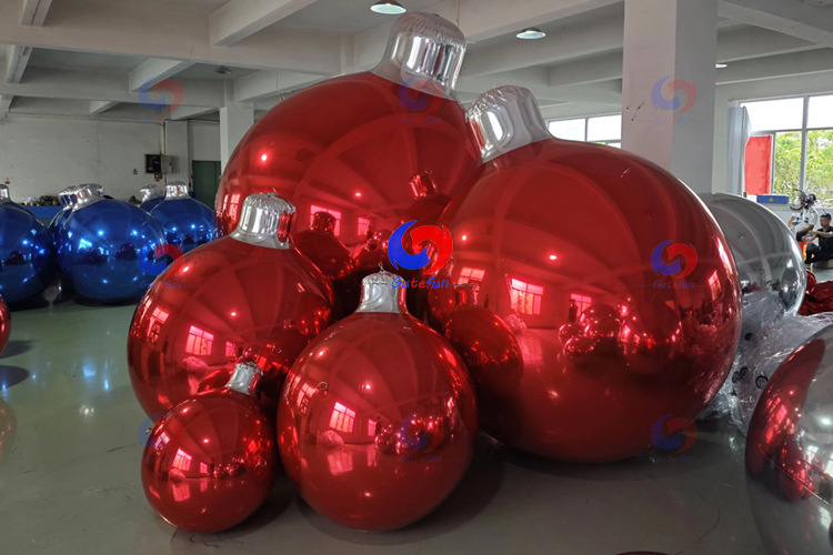 stunning pyramid arrangement festive decor big shiny Red /blue inflatable Ball Ornament and Silver Tops