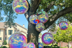 Ceiling installation reusable big shiny metallic pearl rainbow iridescent inflatable mirror balls spheres balloons