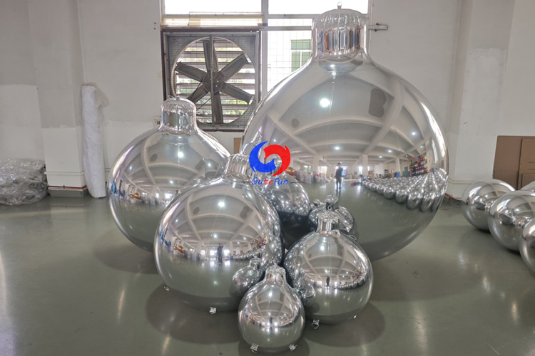 Christmas special offer hanging Silver Big Shiny inflatable Xmas bulb Ornament Silver xmas balls