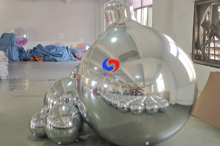 Christmas special offer hanging Silver Big Shiny inflatable Xmas bulb Ornament Silver xmas balls