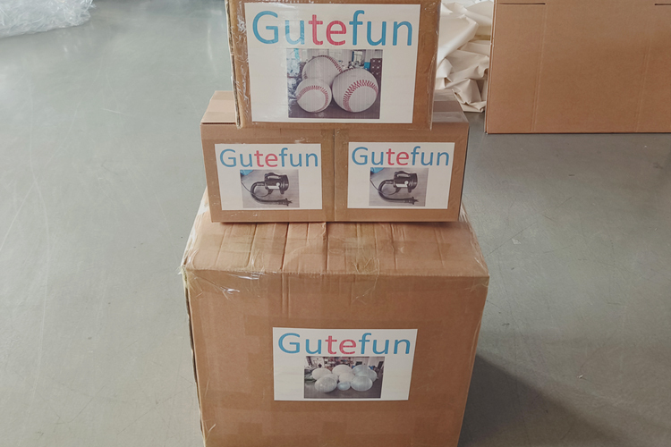 Giant decor iridescent white big shiny PVC inflatable mirror balls / Snow white Balloons / metallic spheres