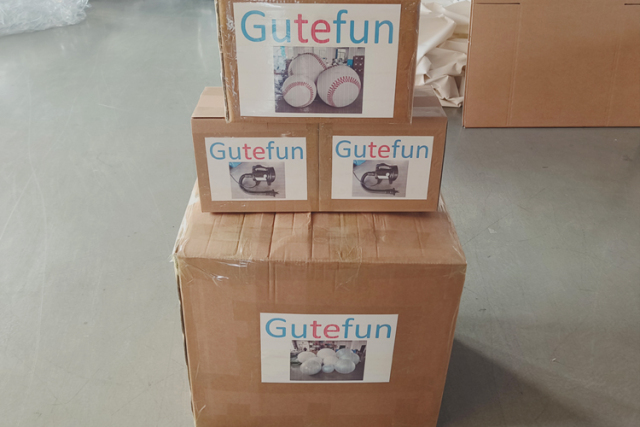 Giant decor iridescent white big shiny PVC inflatable mirror balls / Snow white Balloons / metallic spheres