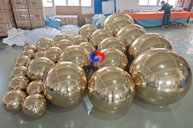 Luxury Company Party Events Backdrop Decorations Giant Metallic Spheres White Gold Big Shiny Balls for Sale