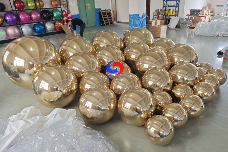 Luxury Company Party Events Backdrop Decorations Giant Metallic Spheres White Gold Big Shiny Balls for Sale
