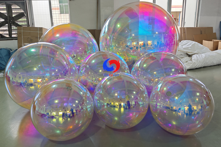Popular Summer Pool Party Events Water Floating Giant Iridescent Balls / Iridescent Big Shiny Mirror Balls
