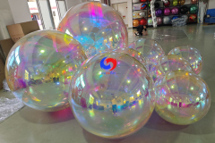Popular Summer Pool Party Events Water Floating Giant Iridescent Balls / Iridescent Big Shiny Mirror Balls