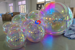 Popular Summer Pool Party Events Water Floating Giant Iridescent Balls / Iridescent Big Shiny Mirror Balls