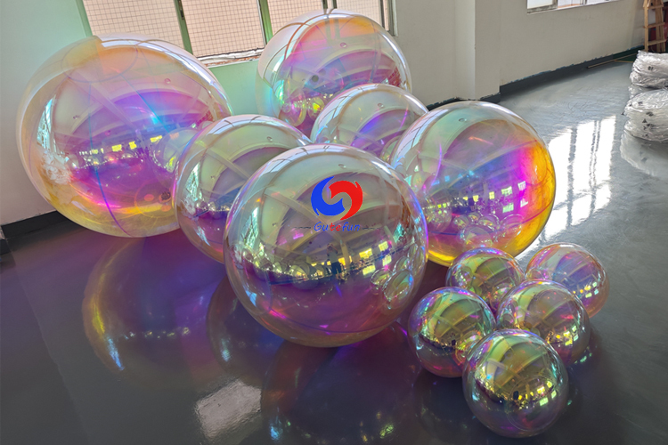 Luxury decor reusable iridescent / pearl shiny balls