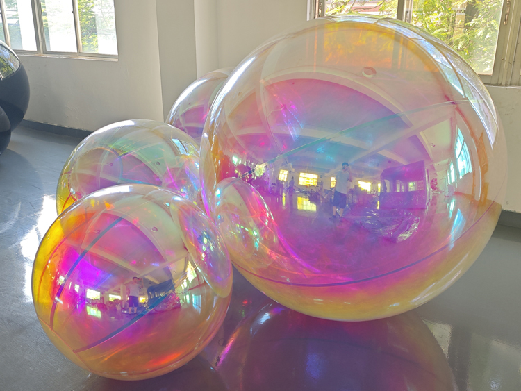 Luxury commercial party events birthday decor reusable iridescent / pearl shiny balls for sale