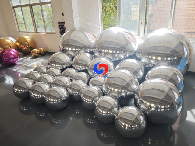 Silver big shiny balls for creating unique balloons backdrop decorations in birthday party, commercial events ,Company Annual Meeting, Christmas holiday ,Proposal,Wedding Anniversary,Baby shower etc whatever most important moments.