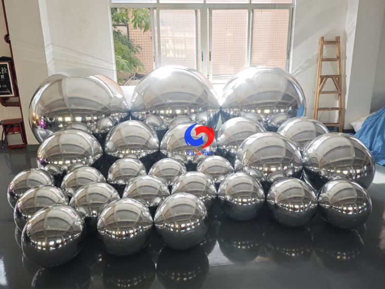 Silver big shiny balls for creating unique balloons backdrop decorations in birthday party, commercial events ,Company Annual Meeting, Christmas holiday ,Proposal,Wedding Anniversary,Baby shower etc whatever most important moments.