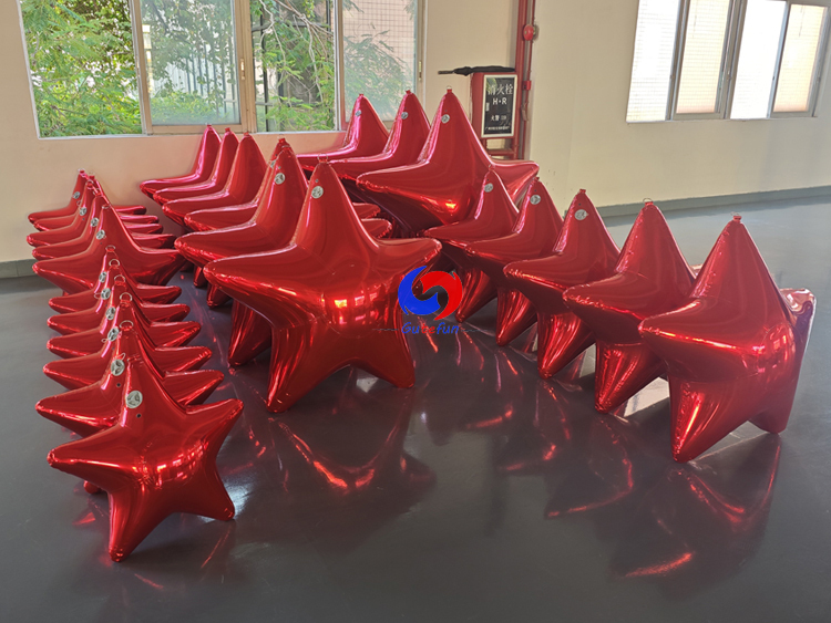 Big shiny red stars / giant inflatable stars