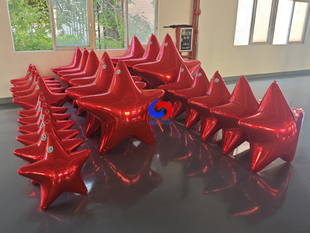 Big shiny red stars / giant inflatable stars