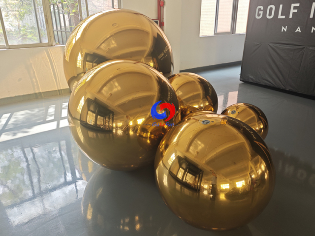 Reusable Luxury Party Events Decor Giant Gold big shiny inflatable metallic spheres / balls for sale