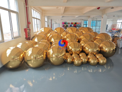 Reusable Luxury Party Events Decor Giant Gold big shiny inflatable metallic spheres / balls for sale
