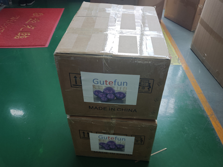 Giant purple shiny balls for luxury party events decorations