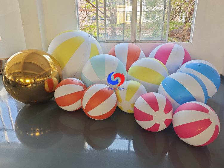 Custom giant inflatable beach balls for summer party swimming pool decorations