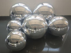 Multi-Size Seamless Silver Inflatable Mirror Ball Set