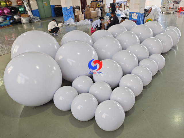 Blank White Giant Inflatable Spheres – Fully Customizable Inflatable Orbs for All Event Branding
