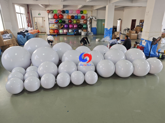 Blank White Giant Inflatable Spheres – Fully Customizable Inflatable Orbs for All Event Branding