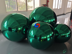 Reusable Multi‑size set Emerald green inflatable mirror spheres for commercial event decor