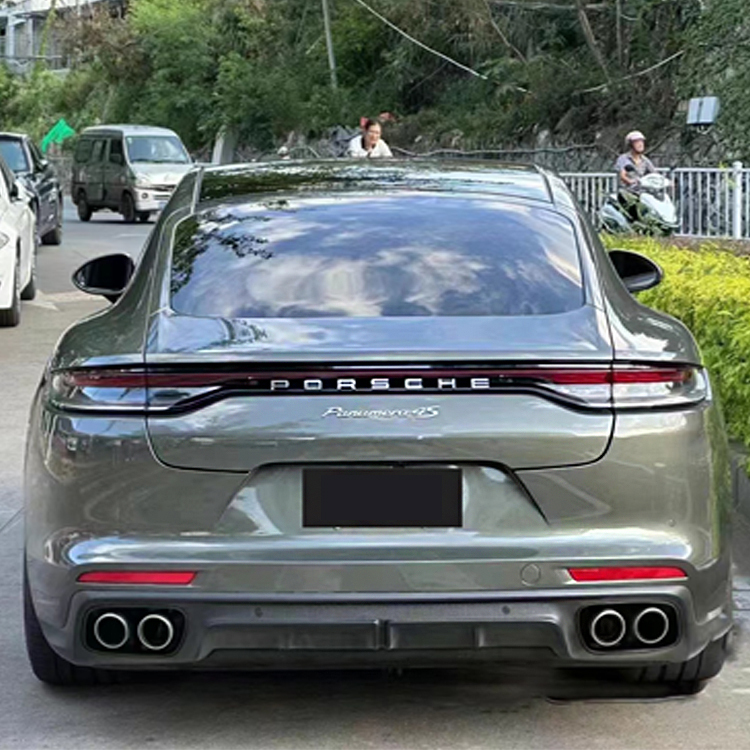 PET Aventurine Green (Porsche)