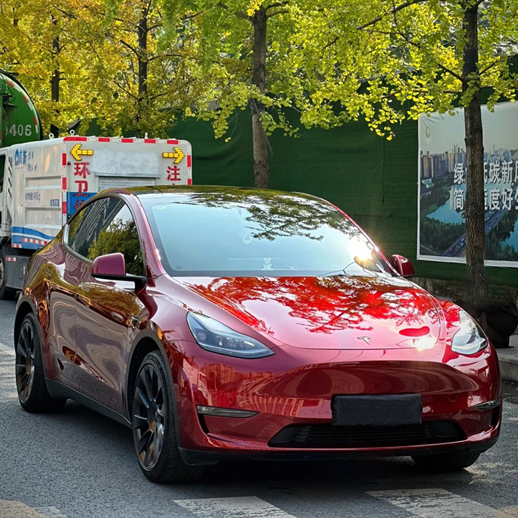 PET Crimson (Tesla)