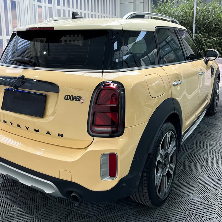 PET Pasadena Yellow (Audi)