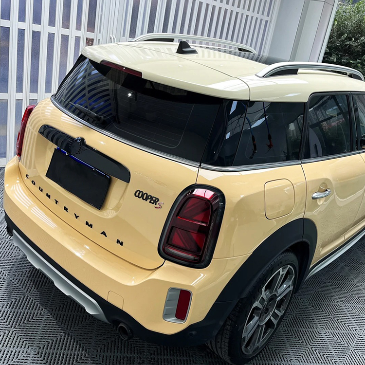 PET Pasadena Yellow (Audi)
