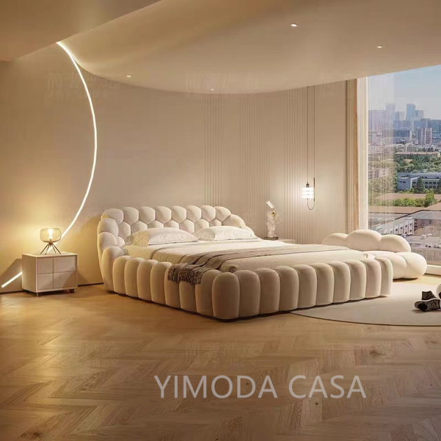 Interior Designer Luxury Modern Villa Bedroom Furniture Elegant Design Customizable White Velvet Princess Bed