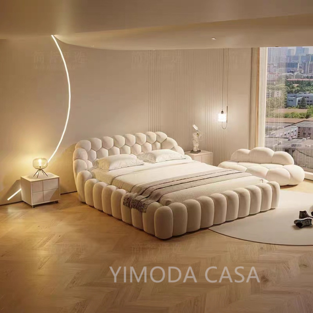 Interior Designer Luxury Modern Villa Bedroom Furniture Elegant Design Customizable White Velvet Princess Bed
