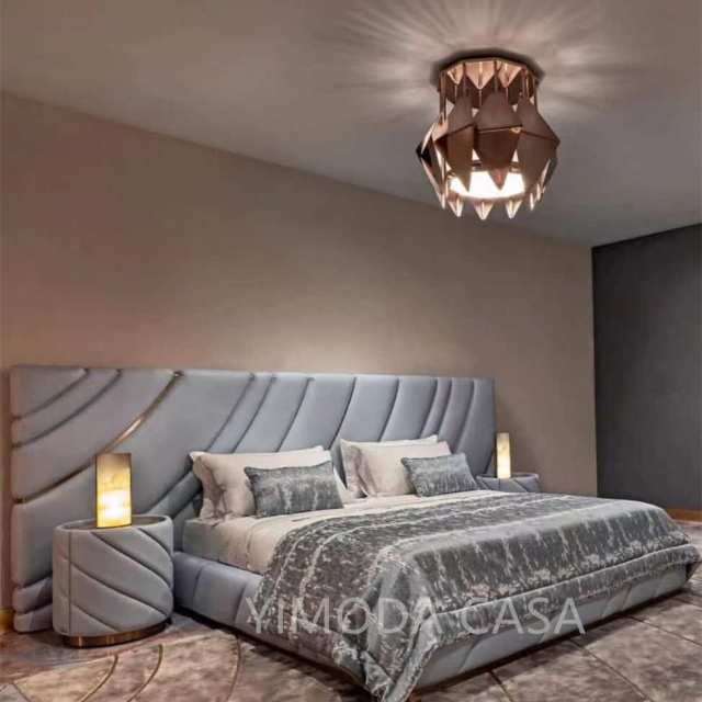 Light Luxury Beige Leather large Bedhead king Size with Solid Wood Frame Luxury Queen Bed Frame with Headboard for Villa Hotel Master