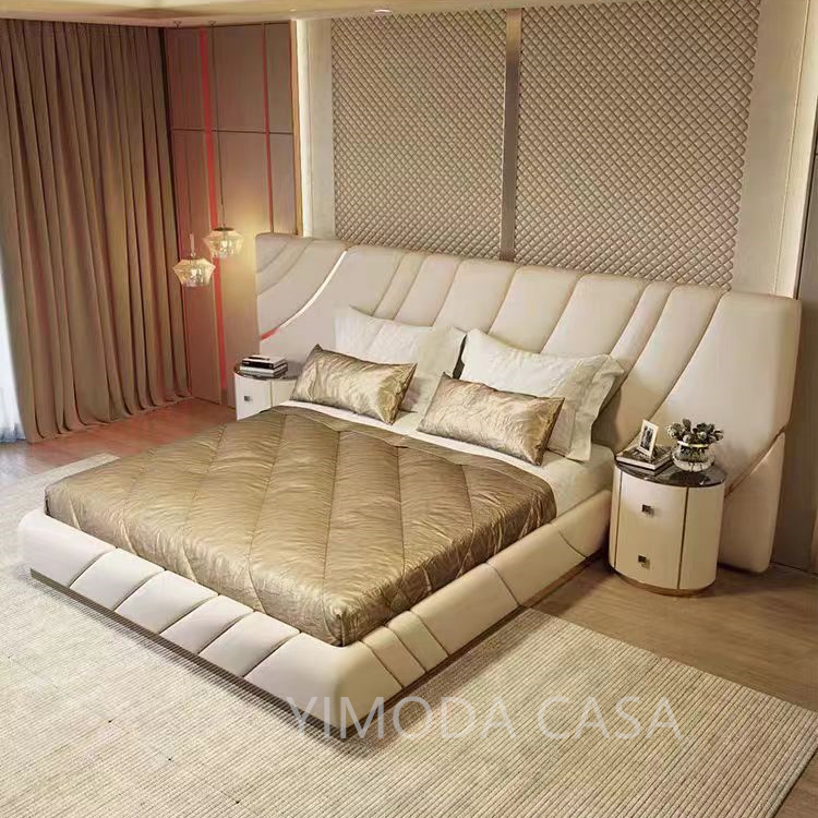 Light Luxury Beige Leather large Bedhead king Size with Solid Wood Frame Luxury Queen Bed Frame with Headboard for Villa Hotel Master