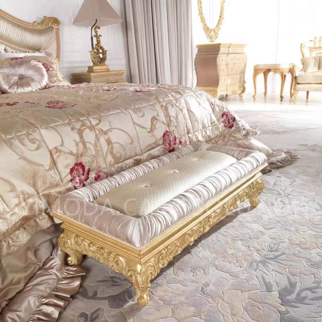 Luxury Custom European Antique Classic Rustic Royal Wood Bed Frame Brown Queen King Size Luxury Bedroom Set