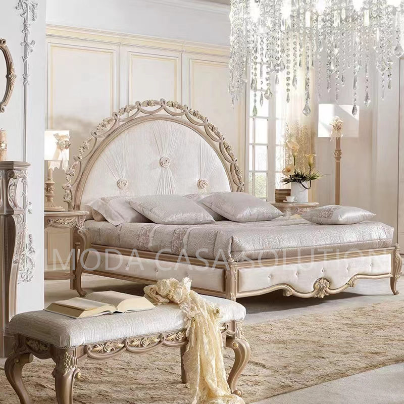 American Classic Antiqued Style flower shaped Chesterfield Bedroom Furniture Set Wooden Bed with Storage for Home or Hotel Use Elegant Antique Bed Design