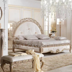 American Classic Antiqued Style flower shaped Chesterfield Bedroom Furniture Set Wooden Bed with Storage for Home or Hotel Use Elegant Antique Bed Design