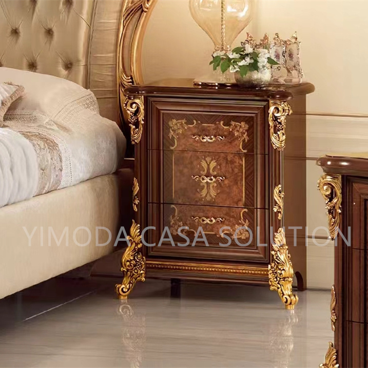 European Style Luxury Double Bed White Chesterfield Carved For Villa Master Bedroom Antique Luxury Bedroom Furniture Apartment Hotel